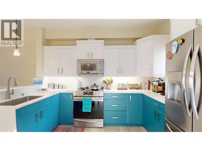 3996 Beach Avenue Unit# 205, Peachland