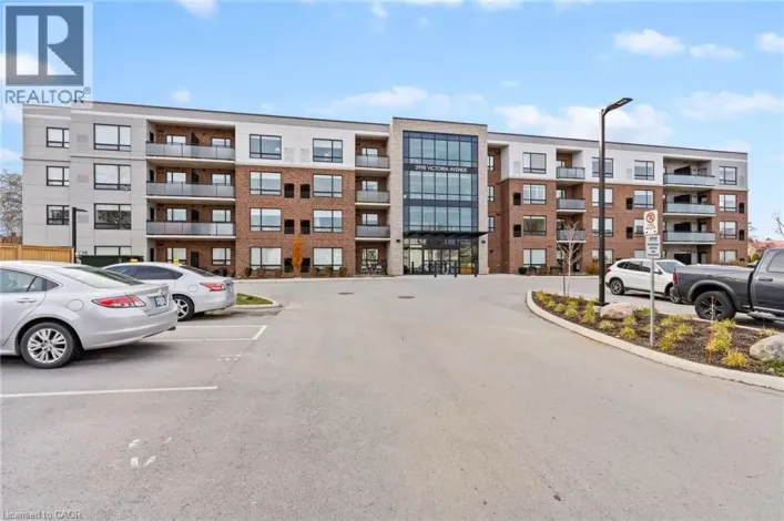3998 VICTORIA Avenue Unit# 105, Lincoln