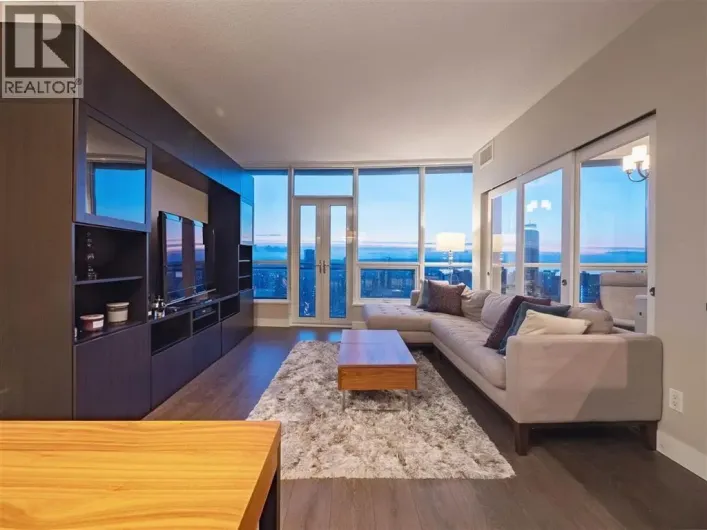 39fl 833 SEYMOUR STREET, Vancouver