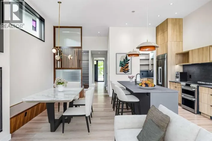 3D Willow Crescent SW, Calgary