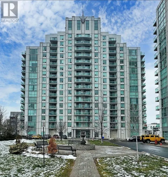 3M - 6 ROSEBANK DRIVE, Toronto