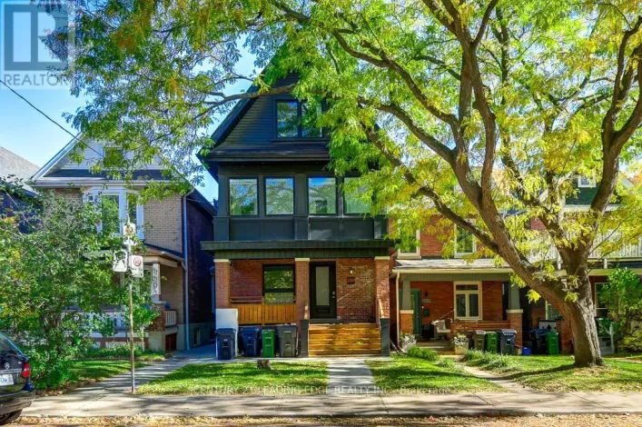 3RD FLOOR - 269 LESLIE STREET, Toronto