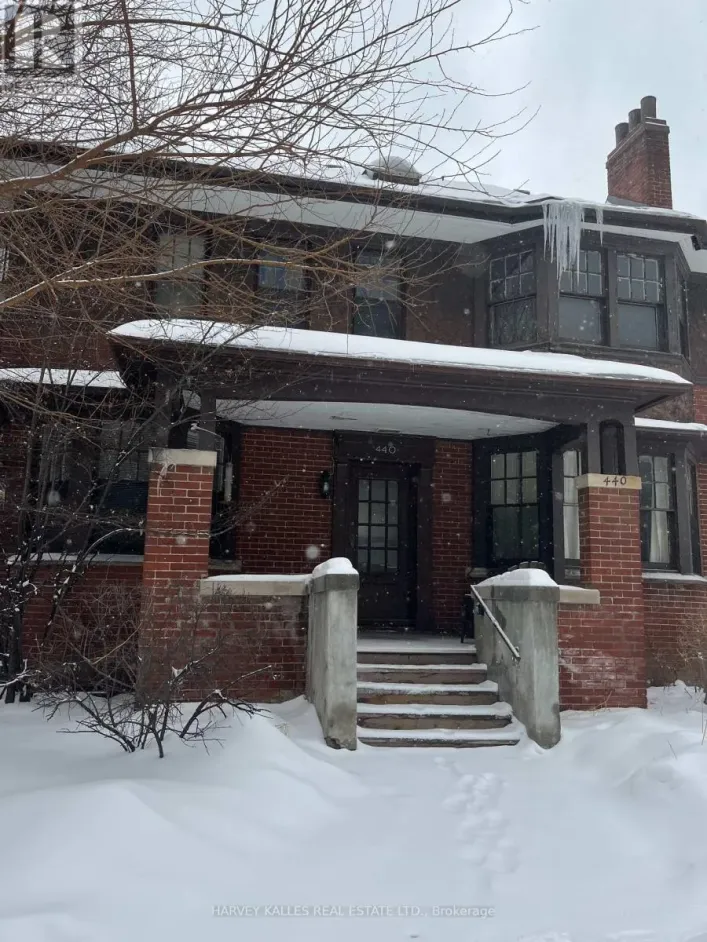 3RD FLOOR - 440 AVENUE ROAD, Toronto