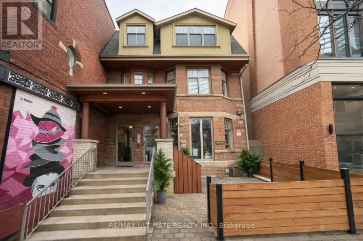 3RD FLOOR - 460 COLLEGE STREET, Toronto