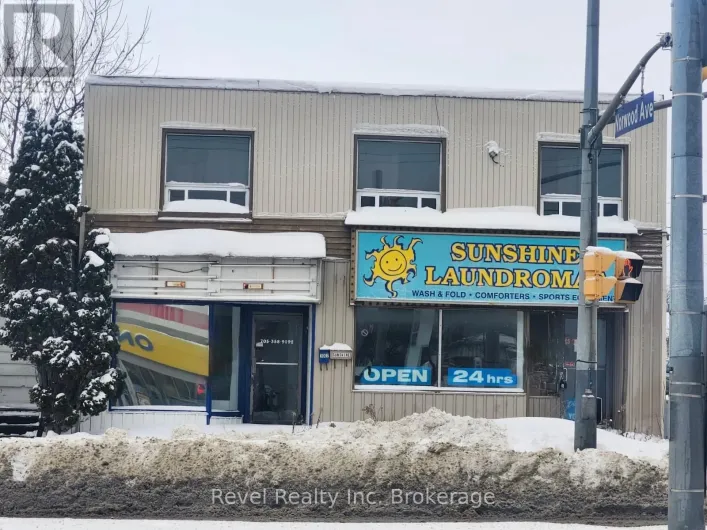 4 - 1009 ALGONQUIN AVENUE, North Bay