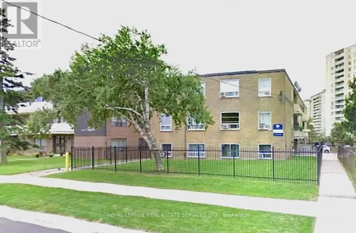 4 - 104 RAJAH STREET, Toronto