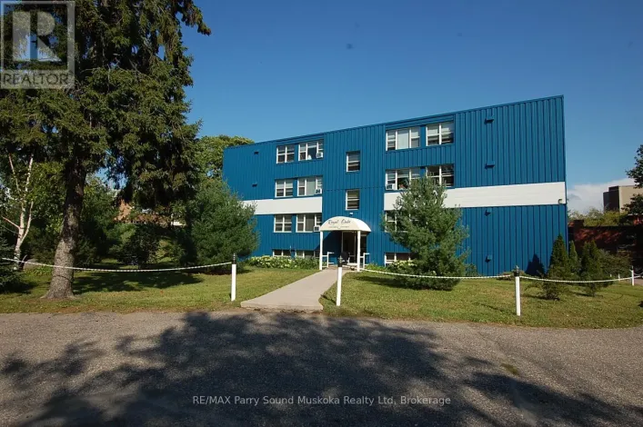 4 - 118 ISABELLA STREET, Parry Sound