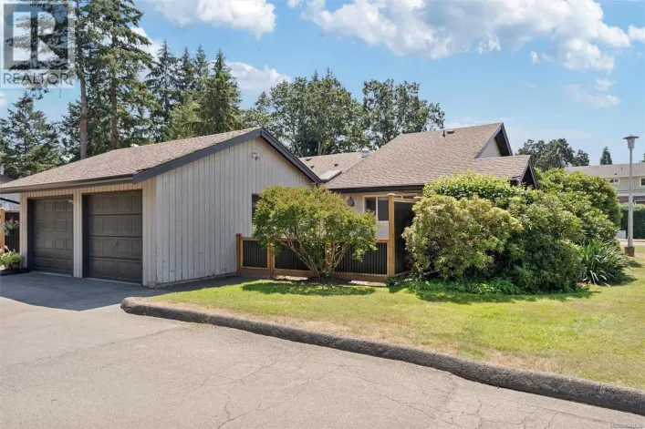 4 1184 Clarke Rd, Central Saanich