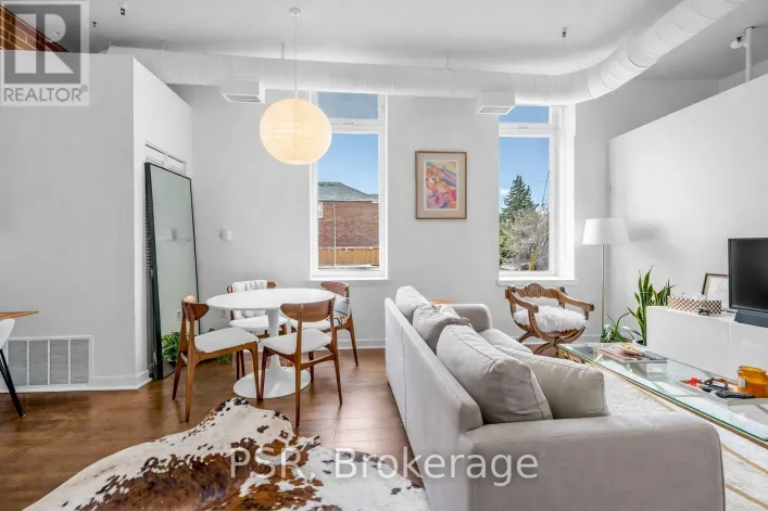 4 - 121 PRESCOTT AVENUE, Toronto