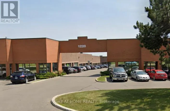 4 - 1228 GORHAM STREET, Newmarket