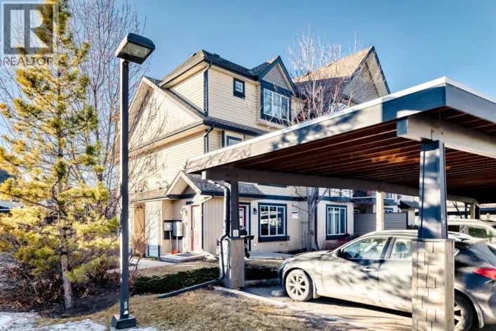 4, 133 Copperpond Heights SE, Calgary