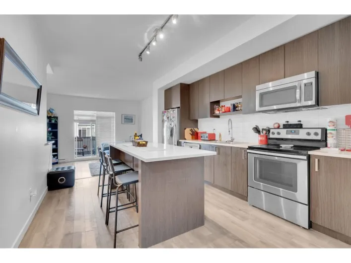 4 13636 81A AVENUE, Surrey