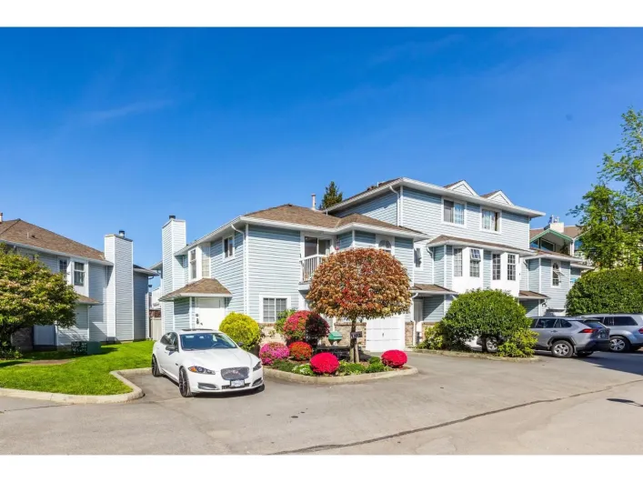 4 13919 70 AVENUE, Surrey