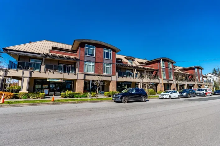 4 14885 60 AVENUE, Surrey