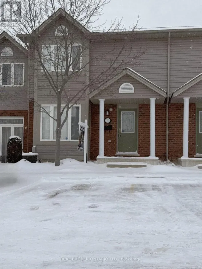 4 - 1535 TROSSACKS AVENUE, London North