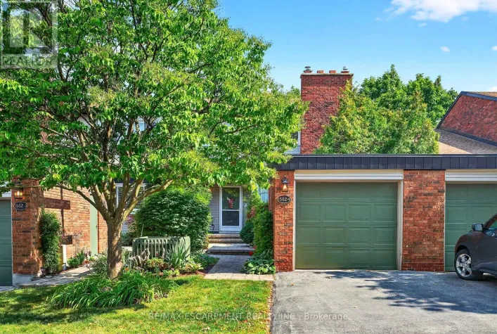 4 - 1552 KERNS ROAD, Burlington