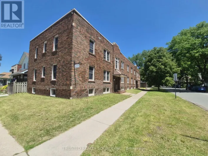 #4 - 1614 ONTARIO STREET, Windsor