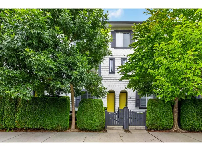 4 16357 15 AVENUE, Surrey