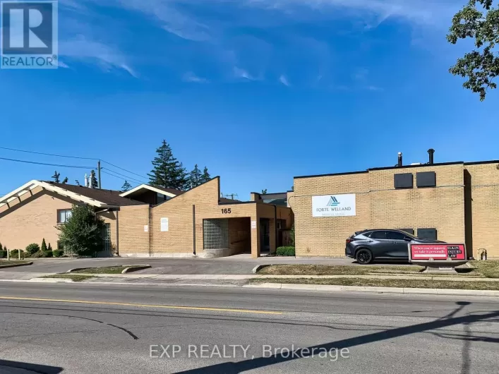 4 - 165 PLYMOUTH ROAD, Welland