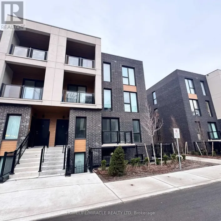 4 - 176 CLONMORE DRIVE, Toronto