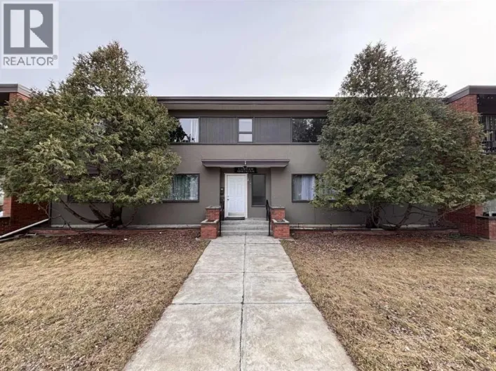 4, 1814 10 Avenue S, Lethbridge