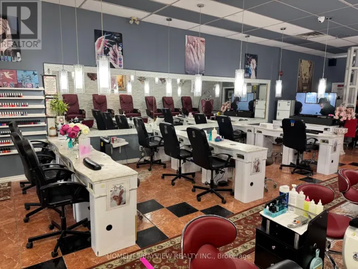 4 - 1881 STEELES AVENUE W, Toronto