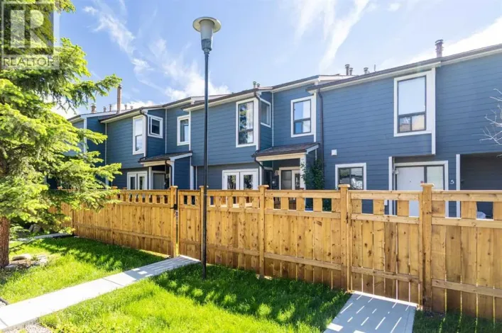 4, 203 Grier Terrace NE, Calgary