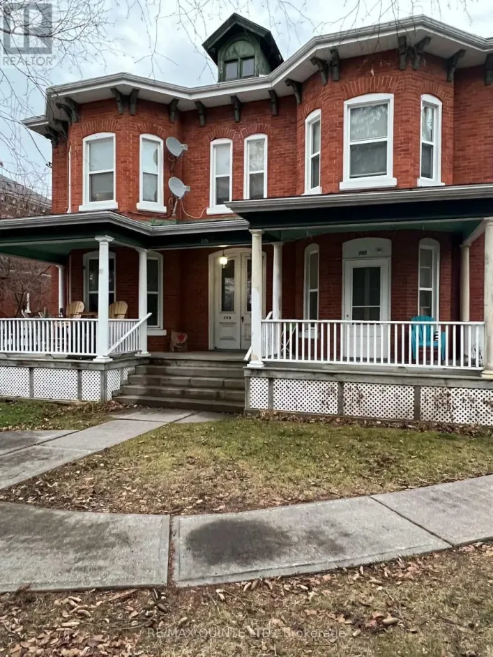 4 - 205 CHARLES STREET, Belleville