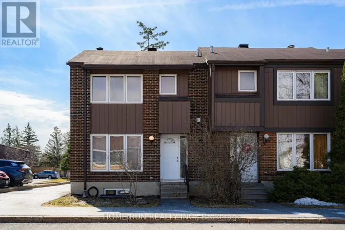 4 - 2111 MONTREAL ROAD, Ottawa