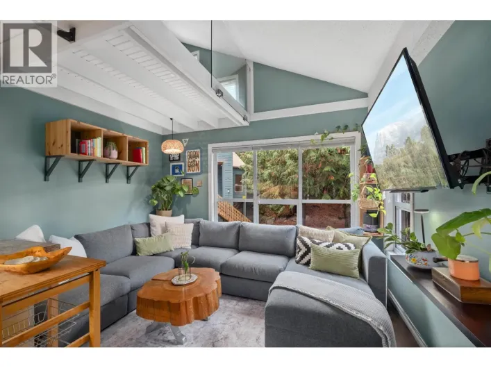 4 2126 SARAJEVO DRIVE, Whistler