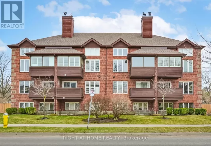 4 - 215 PINE STREET, Collingwood