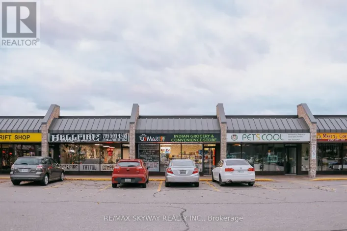 4 - 221 CUNDLES ROAD E, Barrie