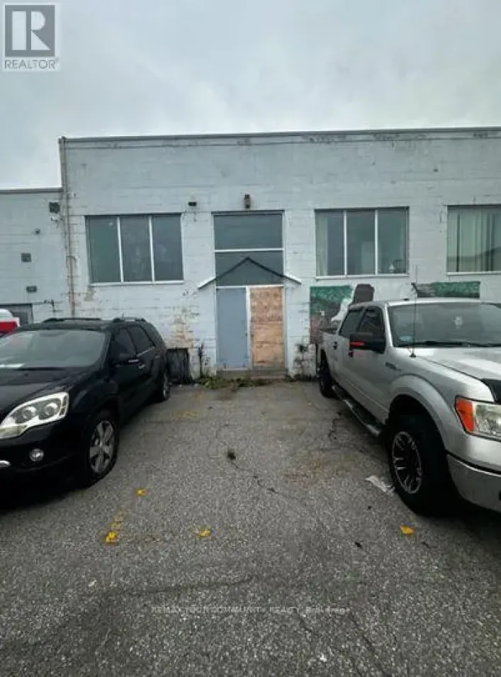 4 - 230 HARWOOD AVENUE S, Ajax