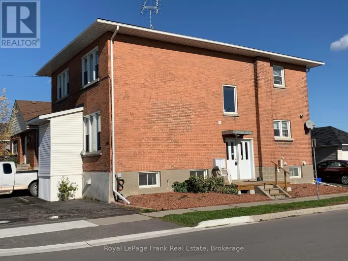 4 - 243 HURON STREET, Oshawa