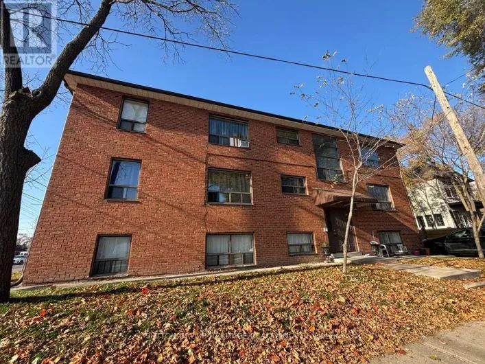 4 - 268 BIRMINGHAM STREET, Toronto