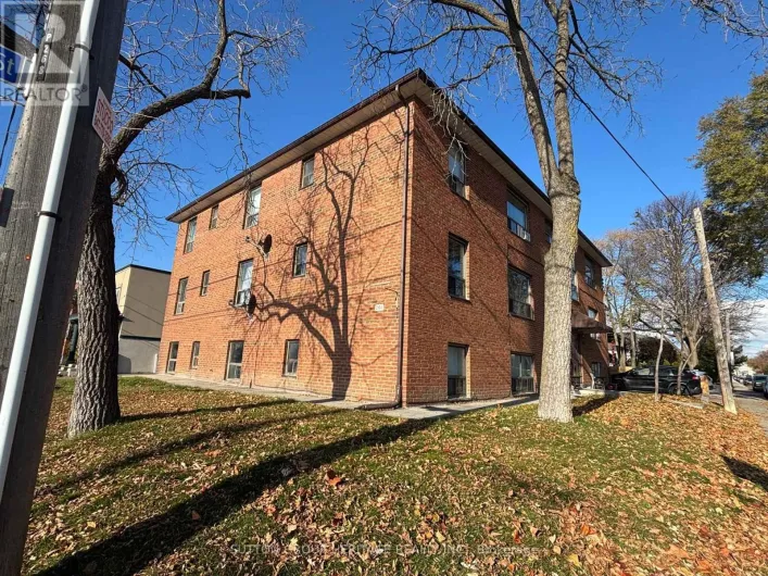 4 - 268 BIRMINGHAM STREET, Toronto