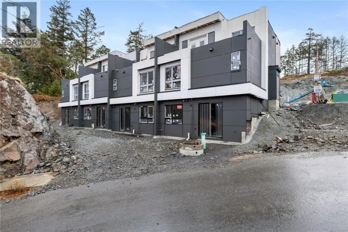 4 2787 Lakeview Terr, Langford