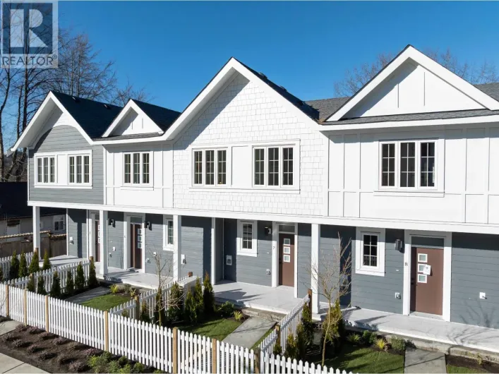 4 2808 ST. GEORGE STREET, Port Moody