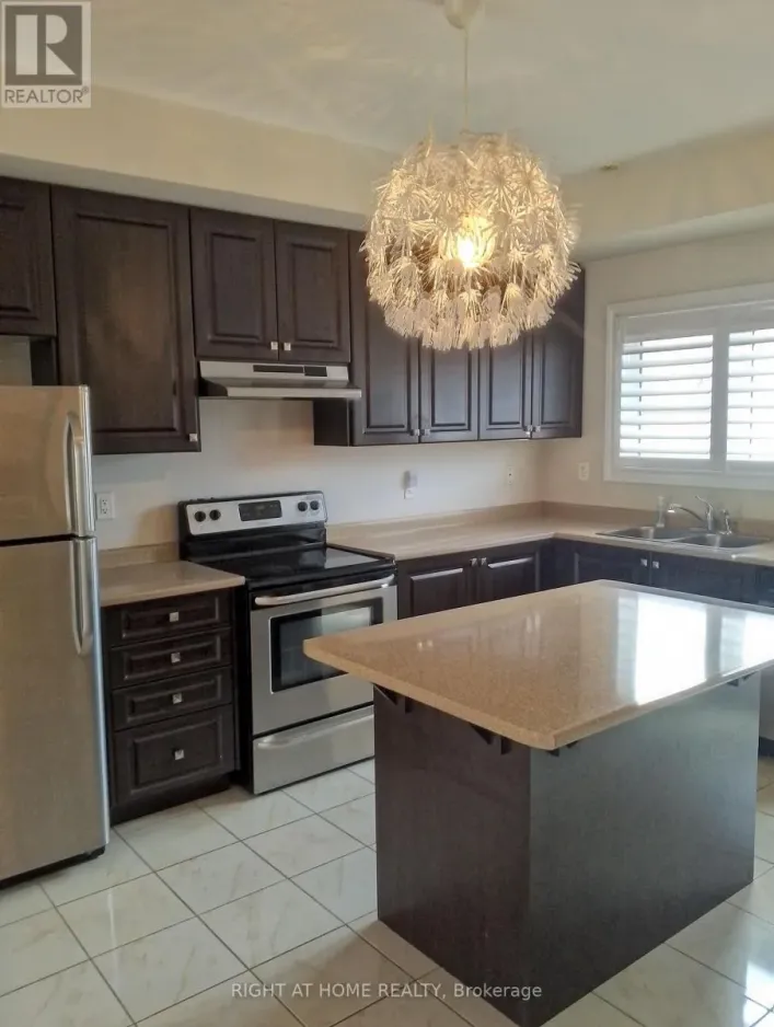 4 - 32 ASPEN HILLS ROAD, Brampton