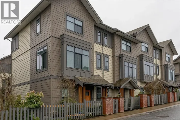 4 350 Latoria Blvd, Colwood