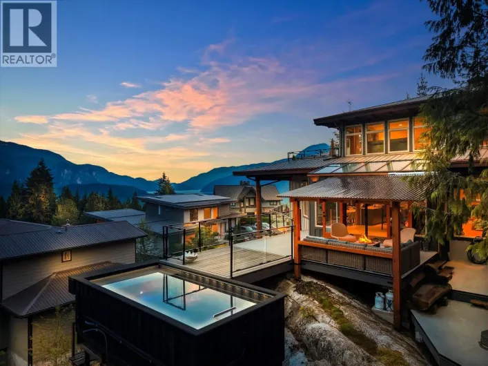 4 40781 THUNDERBIRD RIDGE, Squamish