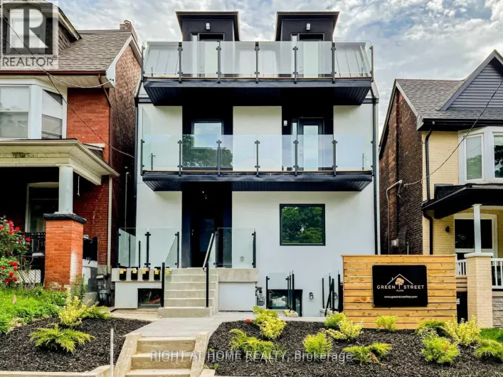 4 - 435 GRACE STREET, Toronto