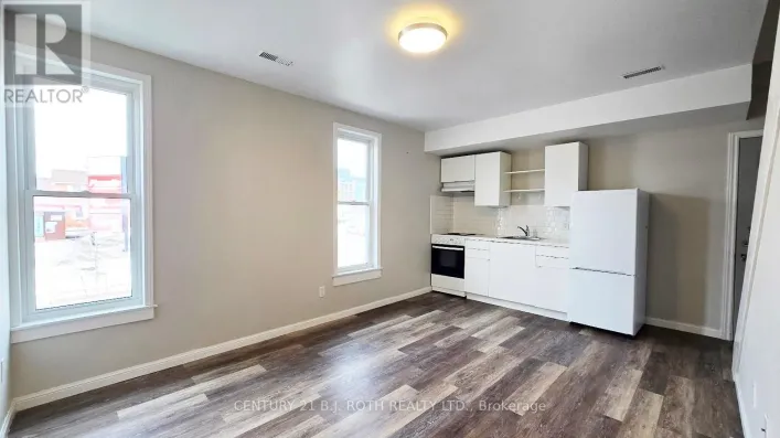 4 - 44 FRONT STREET S, Orillia