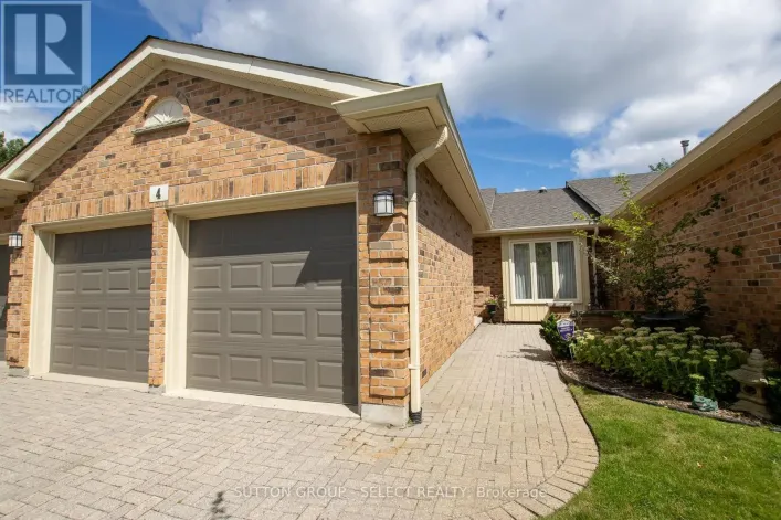 4 - 445 RIVERSIDE DRIVE, London North