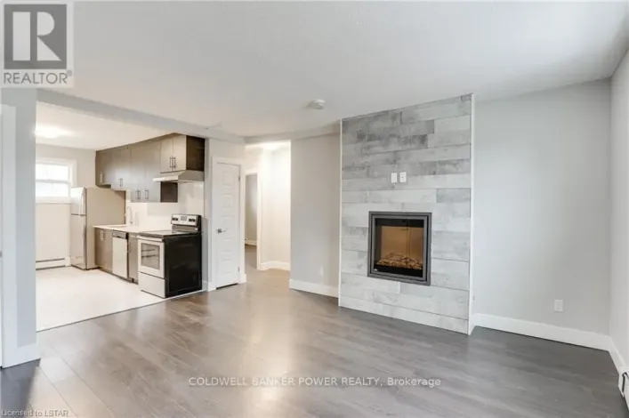 4 - 45 TECUMSEH AVENUE W, London South