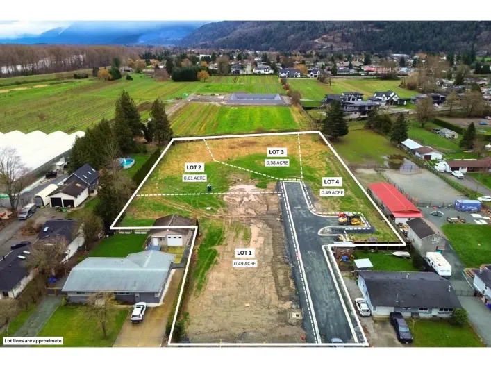 4 4520 NO 3 ROAD|Yarrow, Yarrow