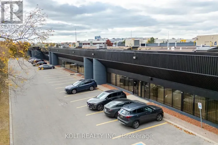 4 - 465 MILNER AVENUE, Toronto