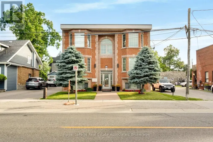 4 - 48 MISSISSAUGA ROAD N, Mississauga