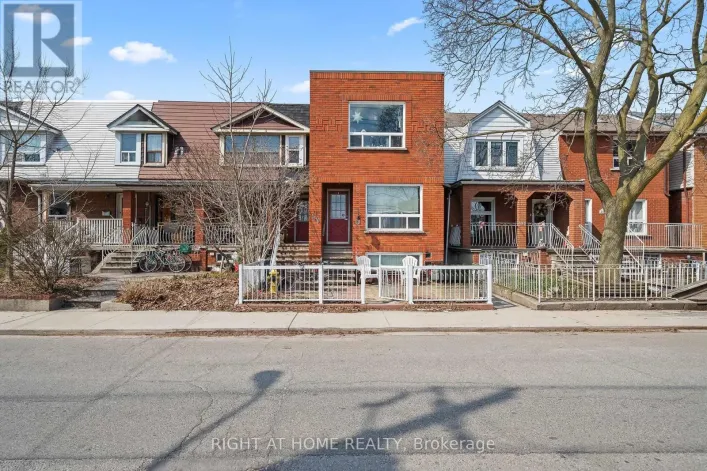 4 - 490 BROCK AVENUE, Toronto