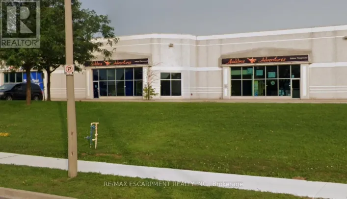 4 & 5 - 4325 HARVESTER ROAD, Burlington